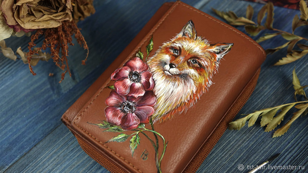 Защо всички толкова хвалят боите за кожа leather?