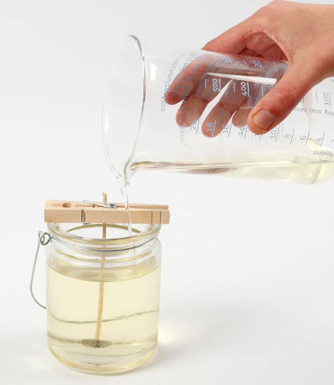 DIY: Πώς να φτιάξεις χειροποίητα διακοσμητικά κεριά με φυτά