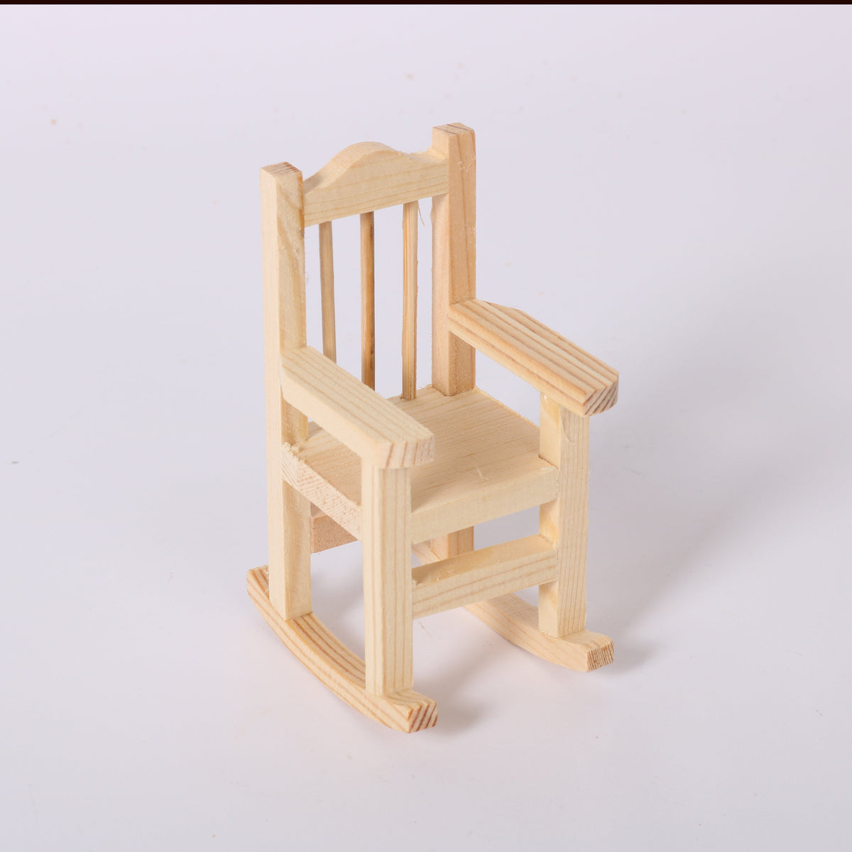 Дървен люлеещ се стол Pentart 6x6x10 см
