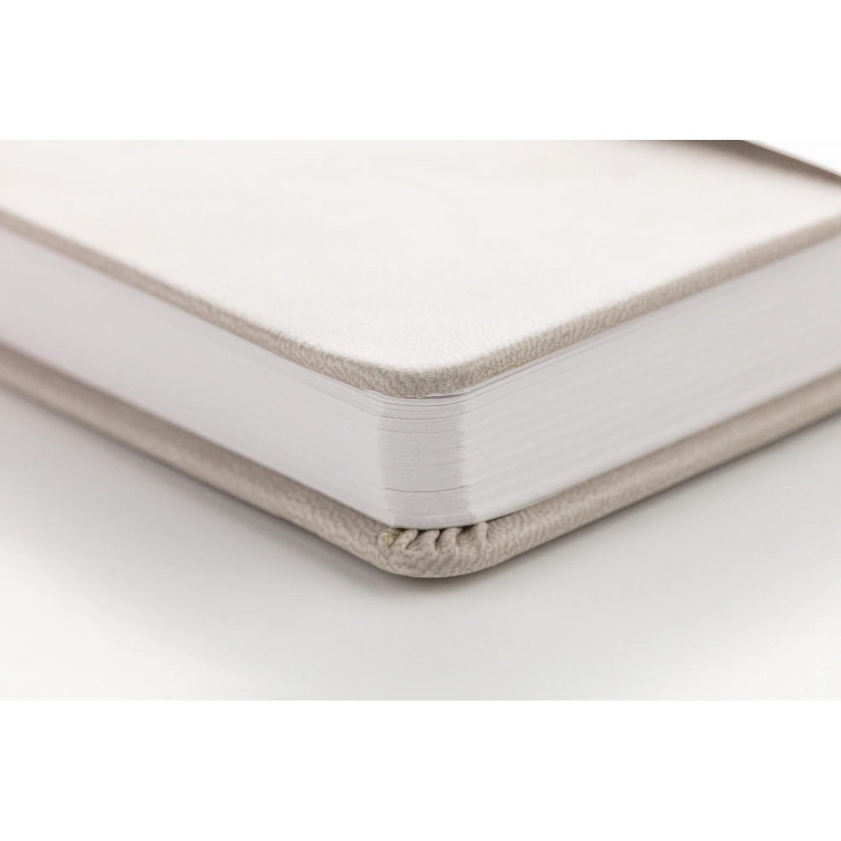 DARWI скицник с твърди корици Taupe 14 x 14 cm 140 g 80 л.