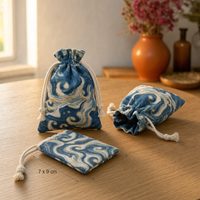 Ленена подаръчна торбичка с мотив на вълни 7 x 9 cm, 3 бр.