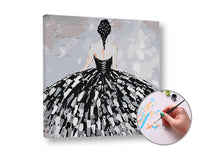 Paint by Numbers - Жена в черна рокля — изображение 2