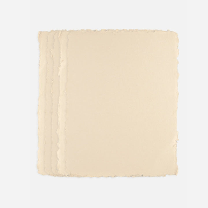 Ръчно изработена хартия PanArt Cream A4 — изображение 1