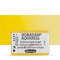 Schmincke Horadam акварелни бои в цяло контейнерче – 225 Cadmium Yellow Middle