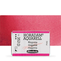 Schmincke Horadam акварелни бои в цяло контейнерче – 352 Magenta