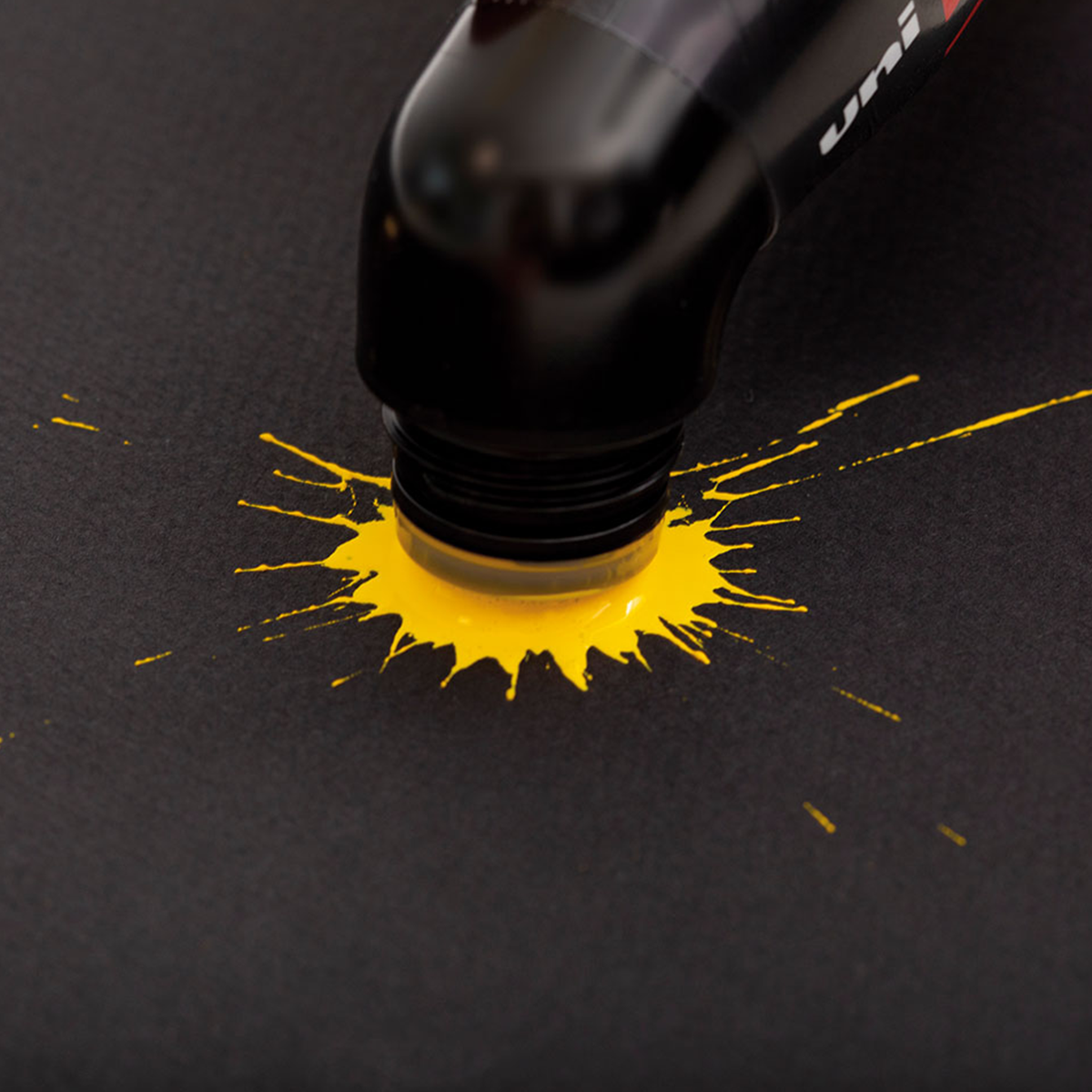 Posca PCM-22 8C MOP´R комплект маркери, 3 – 19 mm, микс от цветове (8 бр.)