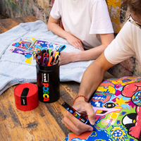 Комбиниран комплект маркери Posca в метална кутия – 13 бр. (PC-3M, PC-5M, PC-5BR)